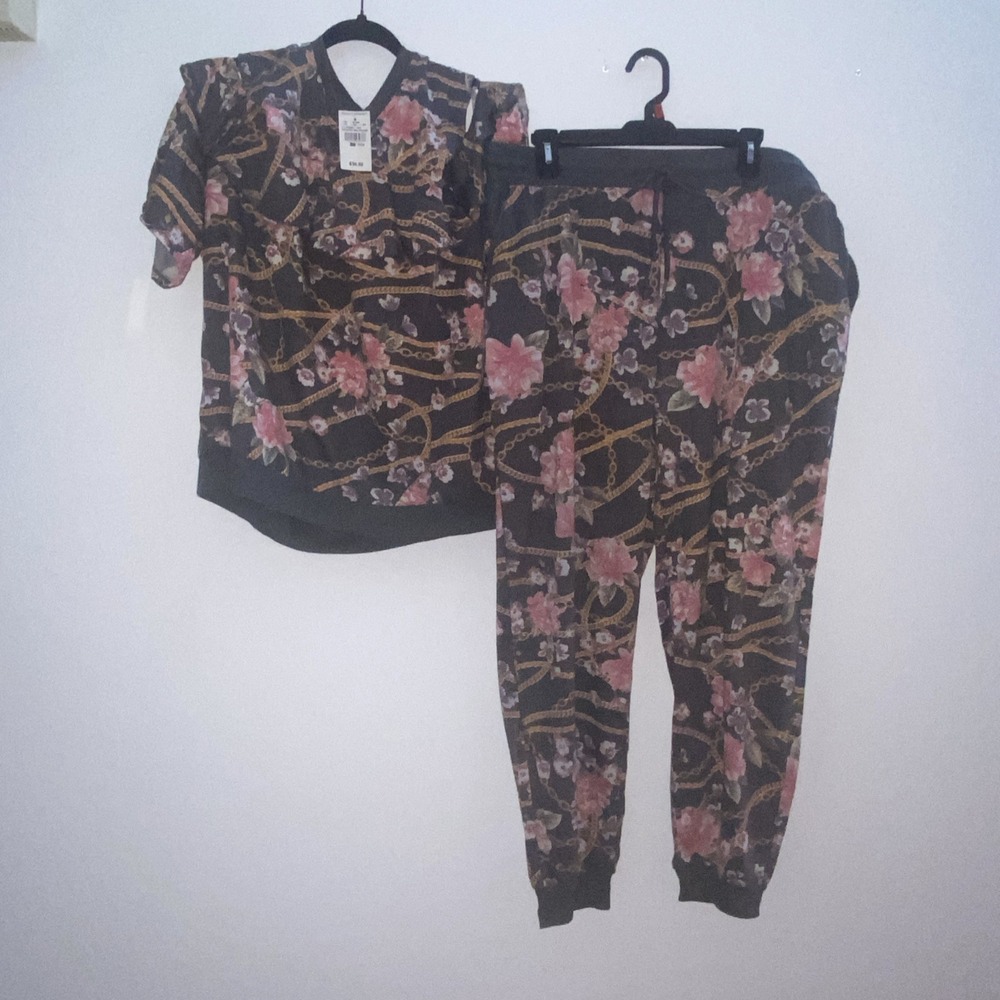 Ashley Stewart Sport Top And Pant Set NWT 22/24 Floral Jogger